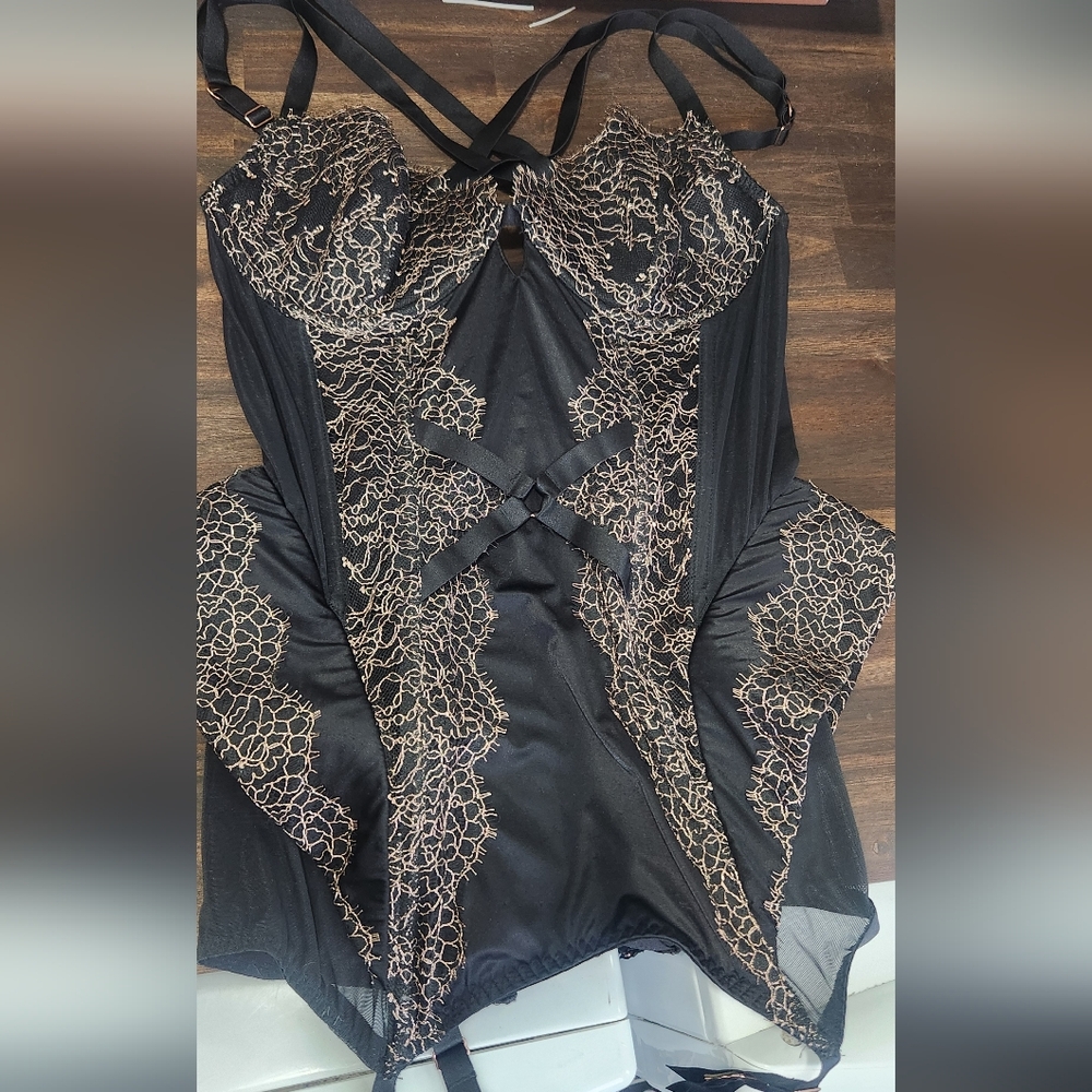 Victoria's Secret Black and Gold Lace Corsett Top